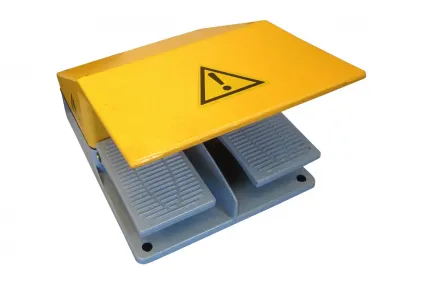 Foot pedal (start-stop/left-right)